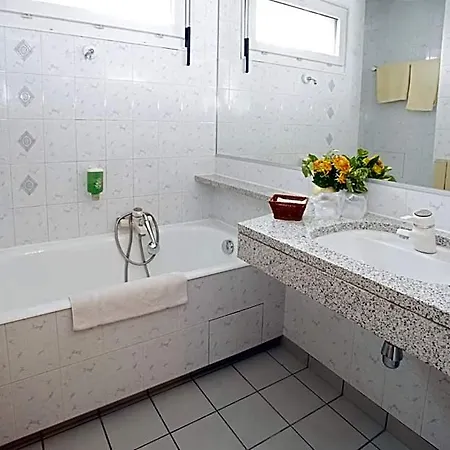 4c Hotel 3*